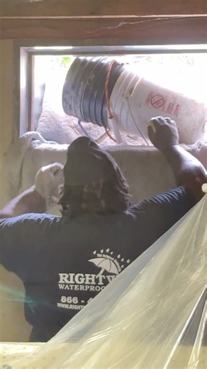 🪟➡️ Straight to the basement! Having a window that leads into your basement makes the waterproofing process quicker and easier for our crew. Less hauling, faster setup, and a smoother job all around. 💪💦 Little details like this can save time — and get you to a dry basement even sooner. Though, if that's not the case... the job still gets done the Rightway!🏠✨ #storm #dreamhouse #goals #rightwaywaterproofing #HomeImprovement #basementwaterproofing #health #waterproof #basement #homeimprovement