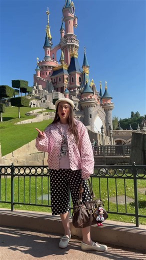 Disney parks trip: Disneyland Paris, Disneyland CA & Walt Disney World in one month