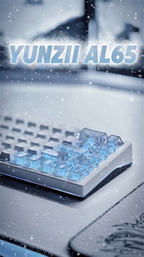 Melvorn on Instagram: "YUNZII AL65 En beğendiğim klavye sonunda geldi 🔥 İNDİRİM KODUM : “MELVORN” 🎉 @wraithproducts 🩵 • • 📌YUNZII AL65 Özellikleri *CNC İşlenmiş Alüminyum kasa *Kasa çevresini saran RGB Aydınlatma *Mount Türü : Gasket Mount *Bağlantı : Kablolu / 2.4G Kablosuz / Bluetooth *Dizilim : e ISO Dizilim *Batarya : 8000 mAh *Keycaps : Double-shot PBT Cherry Profile *QMK/VIA yazılımını destekler ve web tarayıcı üzerinden erişilerek tuş ataması gibi ayarlar yapılabilir. #yunzii #klavye 