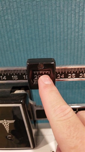 Watch Review of Healthometer Physician Beam Scale on Amazon Live