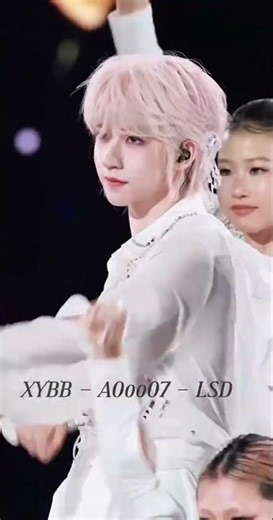 挑战史上最快直拍导出 #贺峻霖#贺峻霖有自己的进行曲#时代少年团 #时代少年团演唱会造型#贺峻霖美的像是仙子