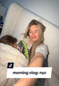 NYC Morning Vlog: Spring Break Departure & Phone Refresh