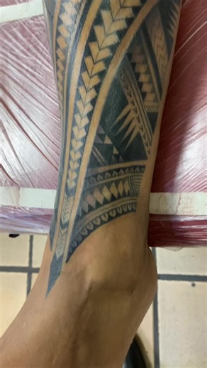 😬😬😬 FOLLOW ME ON IG @tattoosbyjack1 🫡 #fyp #samoan #tattoosbyjack1 #polynesiantattoos #hawaii