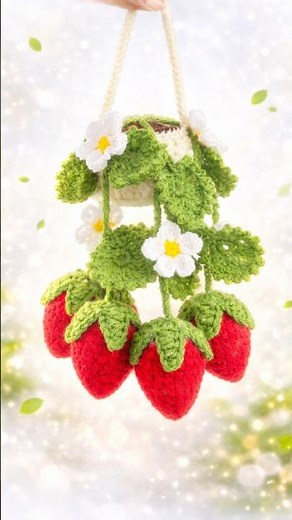 Easy Crochet Strawberry Basket 🍓 Beginner Friendly