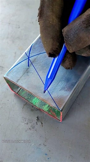 Brilliant trick of thin metal corner fabrication