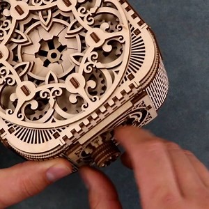 56K views · 335 reactions | You can build this puzzle box, too! | Genius Club - Asia | Facebook