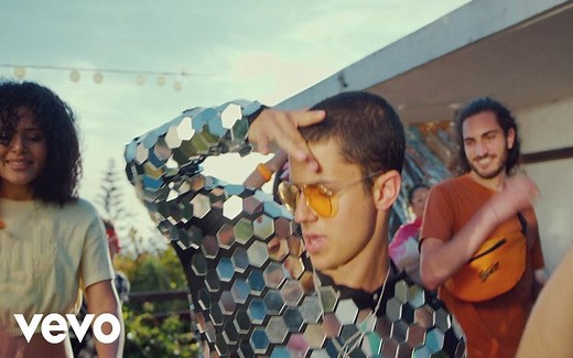 【澳大利亚】Justin Wellington新单双版MV - Iko Iko (My Bestie) (Official Video)