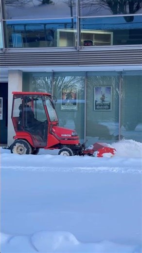 How snow is cleaned in Germany clearing in action ❄️⛄️☃️🇩🇪🤍