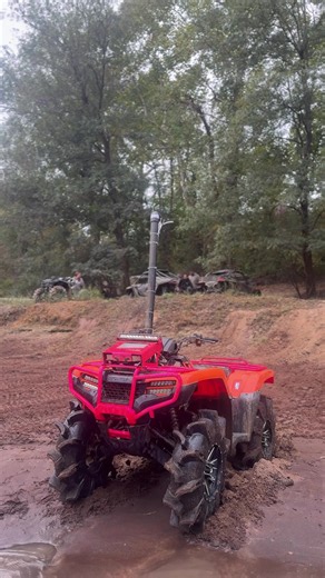 Mud bash needs to come sooner #fyp #vesselpowersports #hondaboatsforlife🛥 #digrigs🌾 #highclass