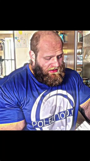 RUSSIAN HULK on Instagram: "Mesomorph Pre-Workout 👇🏼 🛒 Link in bio – Code: TRIGO10 . . . . #andreysmaev #bodybuilder #armworkout #andreysmaevedit #monster"