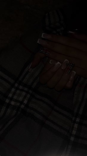 Stylish Burberry-Inspired Nail Art