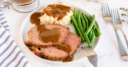 Eye of Round Roast Beef with Gravy