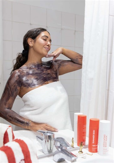 Effective Body Exfoliation Techniques for Glowing Skin