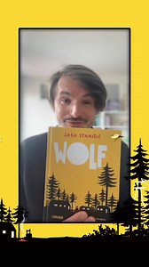 Hast du schon das neue Buch von Saša Stanišić entdeckt? 💛 Saša Stanišić erzählt dir mehr über seinen ersten Kinderroman "Wolf" für Kinder ab 11 Jahren, der Mut zum Anderssein macht. 🐺 Die Geschichte thematisiert Mobbing unter Jugendlichen, aber auch Freundschaft, Empathie und Charakterbildung. Ein tolles Buch, das zum Um- und Nachdenken anregt. Hier erfährst du mehr: carlsen.lnk.to/wolfFB | Carlsen Kinderbuch