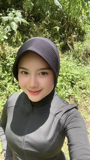 Putri Aulya on Reels