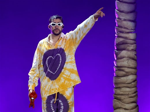 'Un Ratito' by Bad Bunny — Here's What the Lyrics Mean in English