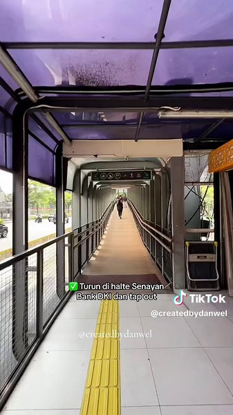 Tutorial Naik TransJakarta dan Perjalanan ke Surabaya