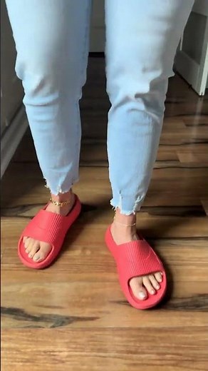 Reebok DMX Recovery Slides Review: The Best 2026 Targeted Air-Flow Cushioning & Post-Workout Slides