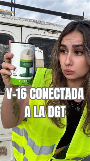 Desguaces Logroño | 🚨 La nueva baliza V16 @ledone.eco ya está disponible 🚨 ✅ Homologada por la DGT ✅ Sustituirá a los triángulos en 2026 📍 Cómprala en su web... | Instagram