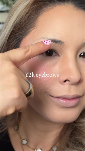 Reviving Y2K Brows: Eyebrow Tutorial with Game-Changing Tool