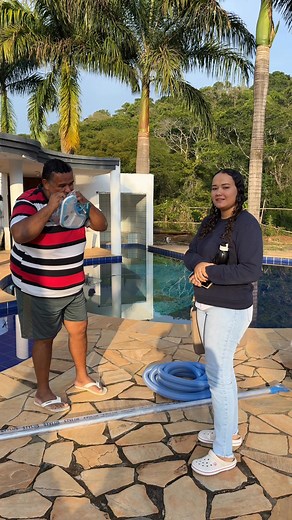 Aqui na roça labuta começa e logo cedo e bora porque a condução pra escola não espera não 🤣🤣🤣#fazenda #roca #estudo #escola #transporte | camile mota e família na roca