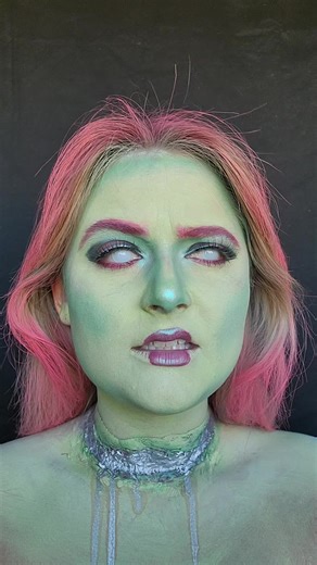 Alien SFX Makeup Tutorial for Women Cosplayers