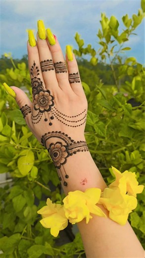 mehndi design simple and easy back hand
