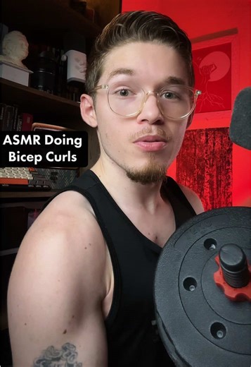 Biceps Rosca em ASMR 💪🏻 Do Bicep Curls with me #asmr #asmrvideo #asmrgymchalk #asmrvlog #gymmotivation