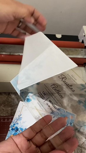 Elegant Ice Card Wedding Invitation