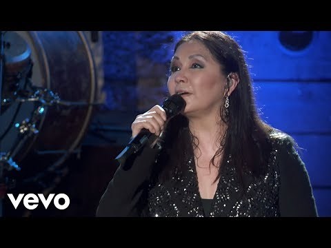 Ana Gabriel - Luna (Altos De Chavón Live Video)