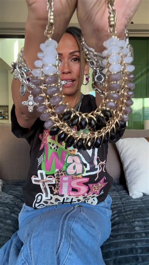 Unboxing a 4.4 lb Mystery Jewelry Bag from eBay