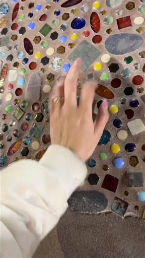 ASMR at the park #asmr #asmrmouthsounds #tingles #public #visualtingle