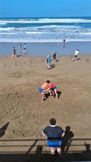 Fight on the Beach ?