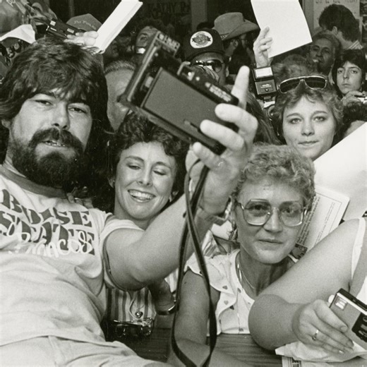 1984 ➡️ 2018! We LOVE looking through #CMAfest photos from then and now, and can't wait to create more memories like these! 🎶🤩 📸: Country Music Hall of Fame and Museum & Hunter Berry | CMA Country Music Association