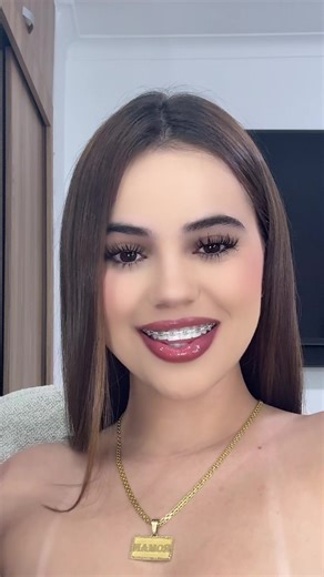 Videos de Angie (@angierestrepoficial) con “sonido original - DAVID MUSIC”