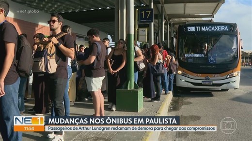 Passageiros de Arthur Lundgren reclamam de demora para chegar aos compromissos