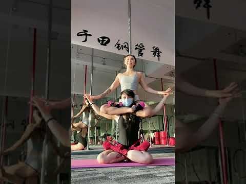 dancer girls pony riding