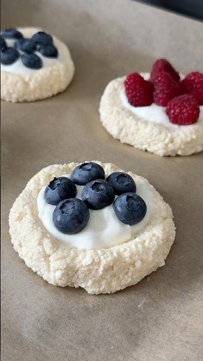 Cheese & Berry Breakfast Cups for Kids 🍓🫐(easy 4-ingredient recipe!)
