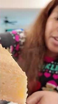 Tried Erika Ervin’s cornbread—golden, moist, worth the hype 🌽🔥 #FoodShorts #Cornbread