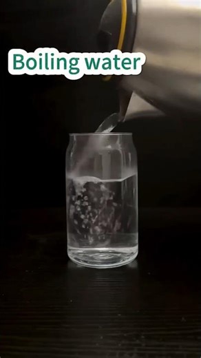 Chemical Glow Light Experiment#chemiluminescence #glowinglight#scienceexperiment