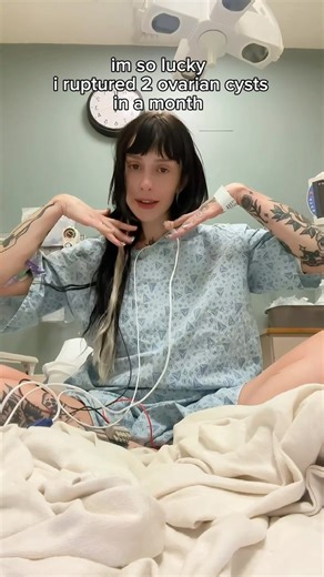 im so ✨lucky✨ i ruptured two ovarian cysts back to back, got a pelvic infection and COVID all in 5 weeks !!!! Also ily @iamhalsey (Disclaimer i am ok now and on antibiotics !!! i was on heavy silly juice so thought filming this in the ER was funny !!!) | Yung.Planet