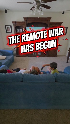 Remote Control Tug‑O‑War #foltyn #coryxkenshin #aphmau #siblings #shorts #disney