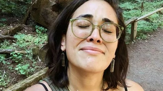 Mom received two-word reply from missing daughter's phone as mystery deepens