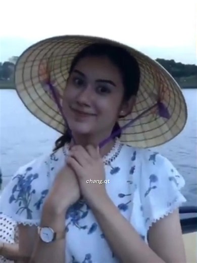 Đồng bằng sông nước Huế – Lời ru sông Hương