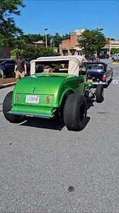 Classic 1932 Ford Deuce Roadster Hot Rod with Supercharged V8 : ENGINE SOUNDS & IDLE 4K VIEW #deuce