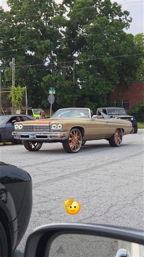 Buick LaSabre Convertible Looking Good on 28s