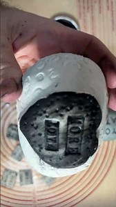 How to Use Interactive Pigments on Bisqueware #ceramics #glazingtechnique #glazingpottery