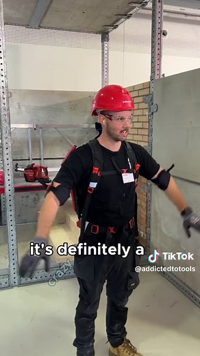 Is this the way of the future? Being able to work harder without as much strain and long term damage. The amount of applications i can see for this technology is endless. From overhead drywalling, hammerdrilling, to production line assembly. Whats your thoughts about the hilti exo skeleton? #hilti #tools #toolreview #futuristic #construction #tradesman #apprentice