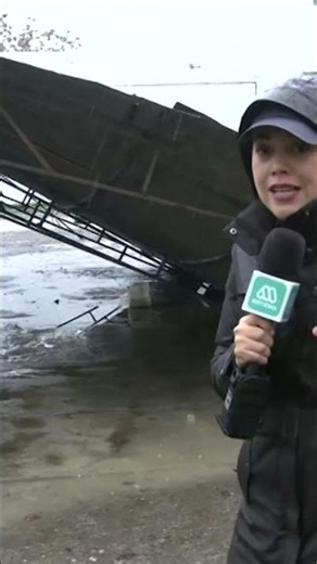 Shed collapses due to strong winds in Talca