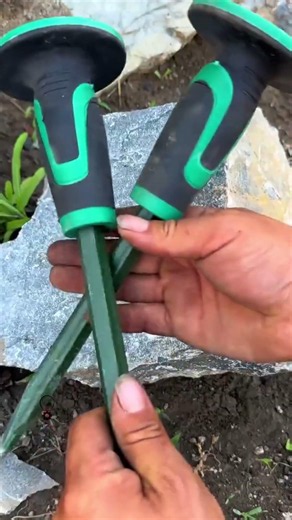Through-Core Flat Strike Screwdriver, Multi-Function Impact & Chisel Tool